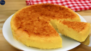 Receita de Bolo Cremoso de Milho com Coco