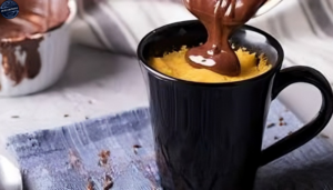 Receita de Bolo de cenoura na Caneca