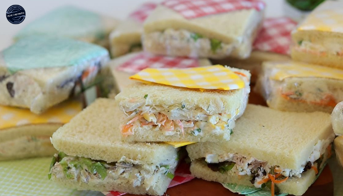 Receita de Mini Sanduíche Natural