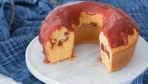Receita de Bolo de Fubá com Goiabada