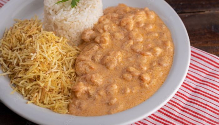Receita de Estrogonofe de Camarão Prático